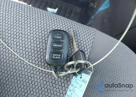 2007 Pontiac Vibe from USA, damaged, VIN 5Y2SL65877Z400273